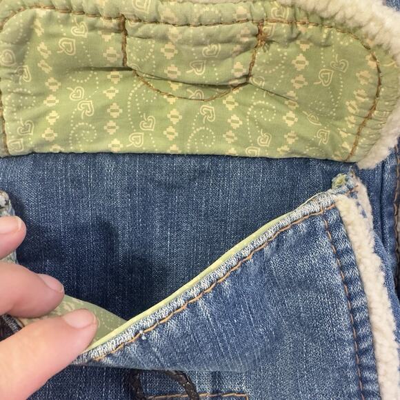 Vintage GAP Denim Shoulder Bag Sherpa Trim Toggle Pockets Y2K 2000s Jean Purse - Picture 4 of 16